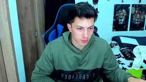 Javier online show from 02/19/25, 12:57