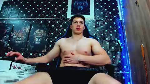 Javier online show from 06/16/26, 04:59