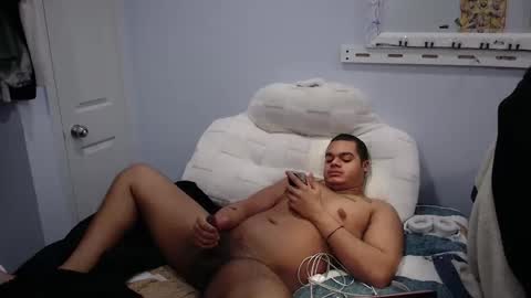 Snapshot of javiricorich chatting on 01/19/26, 10:52 javiSdick online show from 01/19/26, 10:52