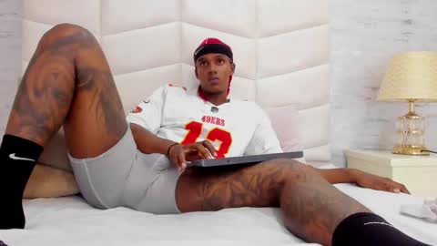 jax black online show from 10/15/25, 09:37