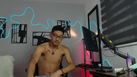 Jaxon online show from 01/12/26, 01:49