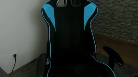 JaxonHunk online show from 04/13/26, 05:24