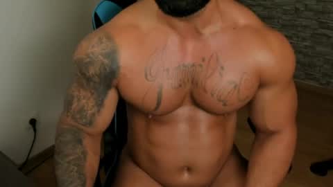 Snapshot of jaxonhunk chatting on 05/25/26, 12:27 JaxonHunk online show from 05/25/26, 12:27