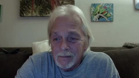 Snapshot of jay_jay1475 chatting on 12/23/24, 02:35 jay-jay1475 online show from 12/23/24, 02:35