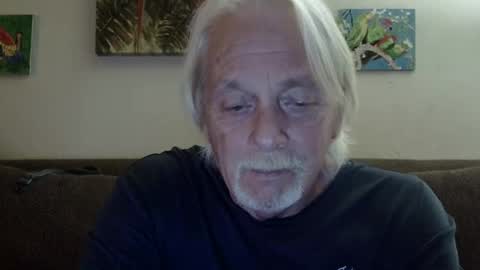 Snapshot of jay_jay1475 chatting on 01/27/25, 12:01 jay-jay1475 online show from 01/27/25, 12:01