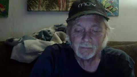 Snapshot of jay_jay1475 chatting on 01/28/25, 01:29 jay-jay1475 online show from 01/28/25, 01:29