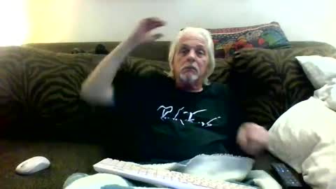 Snapshot of jay_jay1475 chatting on 02/27/25, 02:42 jay-jay1475 online show from 02/27/25, 02:42