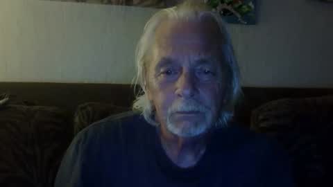 Snapshot of jay_jay1475 chatting on 10/26/25, 02:17 jay-jay1475 online show from 10/26/25, 02:17