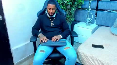 Snapshot of jay_jhonson chatting on 02/20/26, 04:09 jay jhonson online show from 02/20/26, 04:09