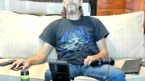 Snapshot of jay_short7863 chatting on 06/22/26, 04:53 O F jay short786 online show from 06/22/26, 04:53