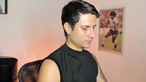 Jay Alvarrez online show from 02/06/25, 10:10