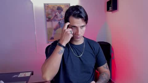 Jay Alvarrez online show from 12/01/25, 06:24