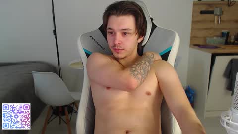 Jayce online show from 11/02/25, 07:44