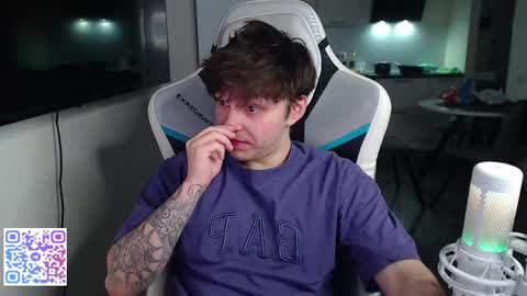 Jayce online show from 04/09/26, 12:21