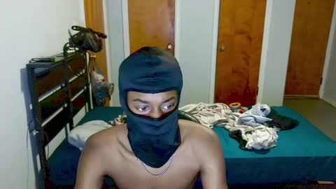 Snapshot of jaycrashout chatting on 09/27/25, 10:26 jaycrashnout online show from 09/27/25, 10:26