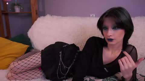 Emma online show from 06/09/26, 12:28