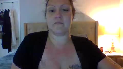 Jay is HER online show from 05/04/26, 08:27