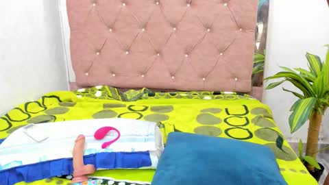 jazmin040_ online show from 01/09/26, 11:57