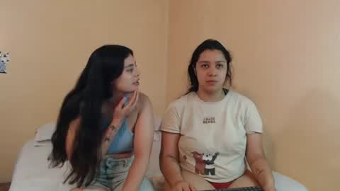 Snapshot of jazmin_dharius chatting on 07/07/26, 07:40 Jazmin and Scarlett online show from 07/07/26, 07:40