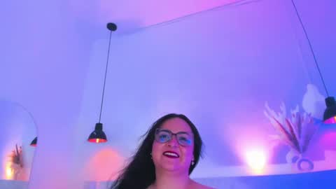 Snapshot of jazmin_flores1 chatting on 07/15/26, 10:59 Jazmin online show from 07/15/26, 10:59