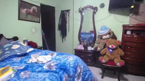 jazmim online show from 02/07/25, 03:30