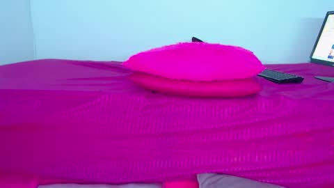 jazmin online show from 03/01/26, 02:13