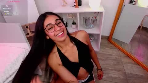 Jazmin online show from 01/15/26, 11:41