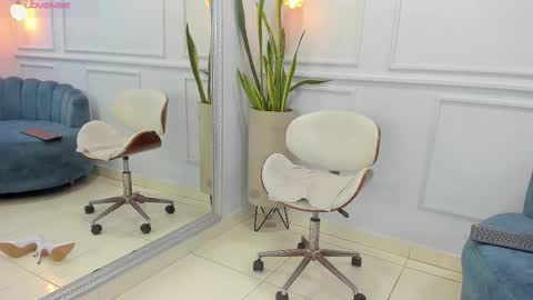 Jasmine  online show from 03/08/25, 03:50