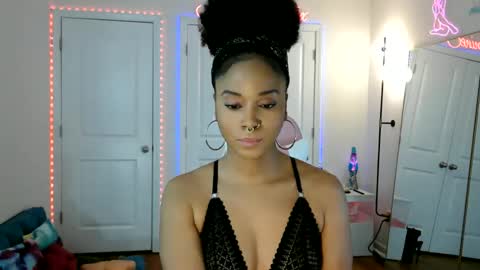 Jazmine Fox online show from 05/23/26, 05:28