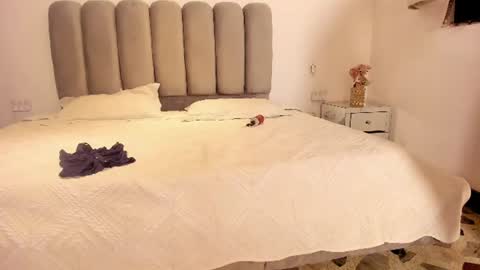 Jazminrusso  online show from 06/14/26, 02:24