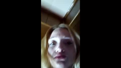 J Nicole online show from 10/01/25, 06:36