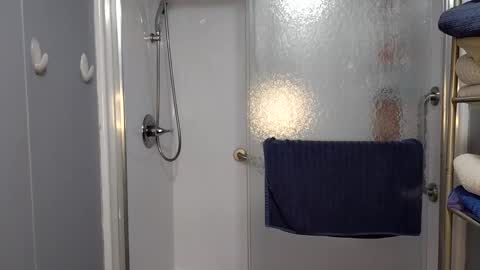 J Nicole online show from 04/14/26, 04:07