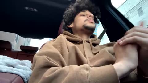 Snapshot of jbloxs chatting on 02/03/25, 09:29 Royal Family online show from 02/03/25, 09:29