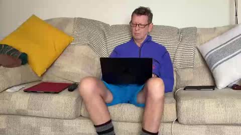 Snapshot of jcar57 chatting on 01/06/25, 11:40 Jon online show from 01/06/25, 11:40