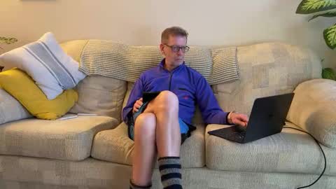 Snapshot of jcar57 chatting on 12/15/25, 03:05 Jon online show from 12/15/25, 03:05