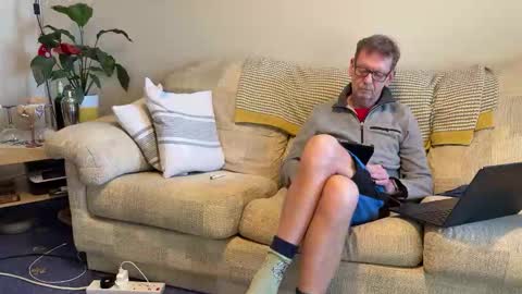 Snapshot of jcar57 chatting on 02/22/26, 04:05 Jon online show from 02/22/26, 04:05