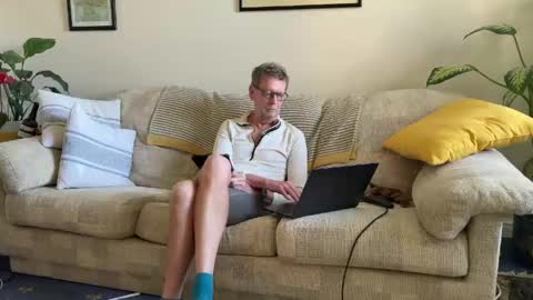 Jon online show from 04/06/26, 02:07