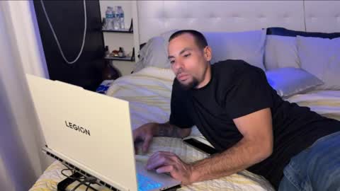 JcMax305 online show from 04/08/26, 05:07