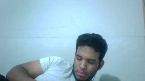 Snapshot of jdrake27 chatting on 11/10/25, 03:00 jdrake27 online show from 11/10/25, 03:00