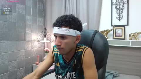 jdwhite18 online show from 03/22/26, 11:30