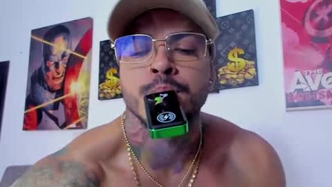 Jean  axelcrow       Modelo Independiente online show from 03/02/25, 01:26