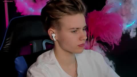 jean_wilsons online show from 04/18/26, 11:14