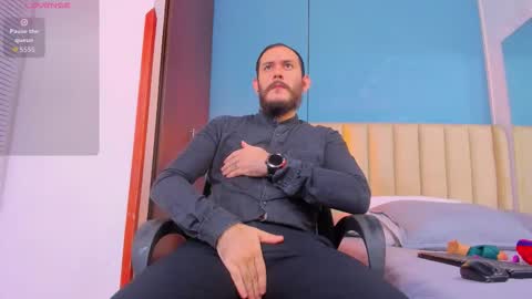 Jeanpiere online show from 12/21/25, 03:35