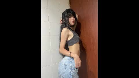 Snapshot of jeanrodriguez4 chatting on 06/20/26, 07:00 jeanrodriguez4 online show from 06/20/26, 07:00