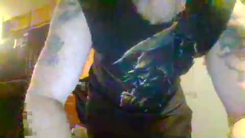 jearnold44 online show from 02/22/25, 05:23