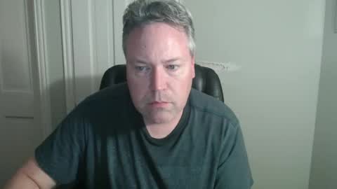 JE online show from 11/23/25, 08:14