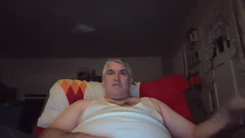 Snapshot of jecko71 chatting on 12/26/24, 03:59 dadbody71 online show from 12/26/24, 03:59