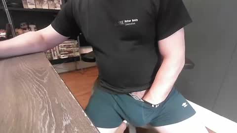 Snapshot of jedge4404 chatting on 12/27/24, 02:54 jedge4404 online show from 12/27/24, 02:54