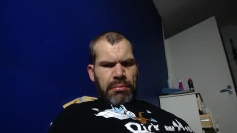 Snapshot of jediknight2 chatting on 02/06/25, 12:22 Matt online show from 02/06/25, 12:22