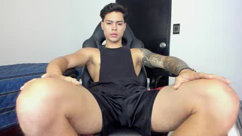 Jeanpii01 online show from 12/14/25, 12:32